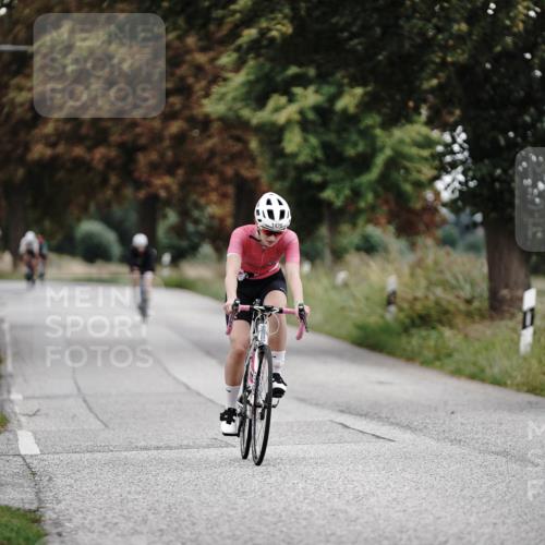 30.08.2026 - Elbe Triathlon Hamburg Michael Burmester http://msf.ph/oto/10076669 30.08.2026 11:24:28 Radfahren 1420, 1629 meine-sportfotos.de