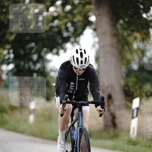 30.08.2026 - Elbe Triathlon Hamburg Michael Burmester http://msf.ph/oto/10076675 30.08.2026 11:24:35 Radfahren 1419, 1629, 1719 meine-sportfotos.de