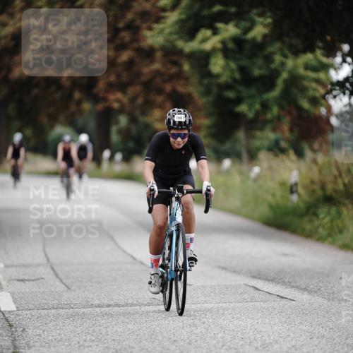 30.08.2026 - Elbe Triathlon Hamburg Michael Burmester http://msf.ph/oto/10076691 30.08.2026 11:24:55 Radfahren 1507, 1607, 1665 meine-sportfotos.de