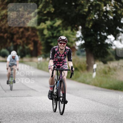 30.08.2026 - Elbe Triathlon Hamburg Michael Burmester http://msf.ph/oto/10076718 30.08.2026 11:25:15 Radfahren 1635, 1668, 1673 meine-sportfotos.de