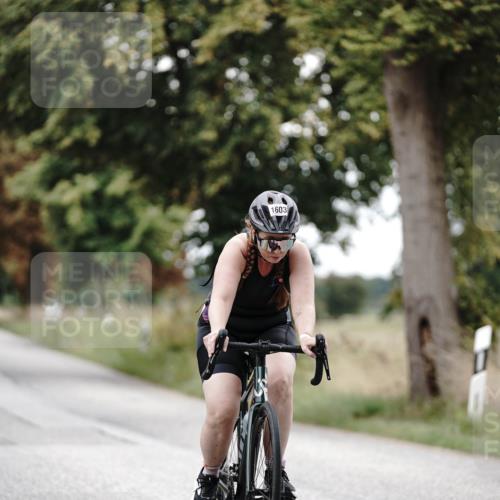 30.08.2026 - Elbe Triathlon Hamburg Michael Burmester http://msf.ph/oto/10076760 30.08.2026 11:26:03 Radfahren 1603, 1611, 1672 meine-sportfotos.de
