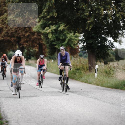 30.08.2026 - Elbe Triathlon Hamburg Michael Burmester http://msf.ph/oto/10076772 30.08.2026 11:26:28 Radfahren 1364, 1397, 1414, 1432, 1460, 1623, 1697 meine-sportfotos.de