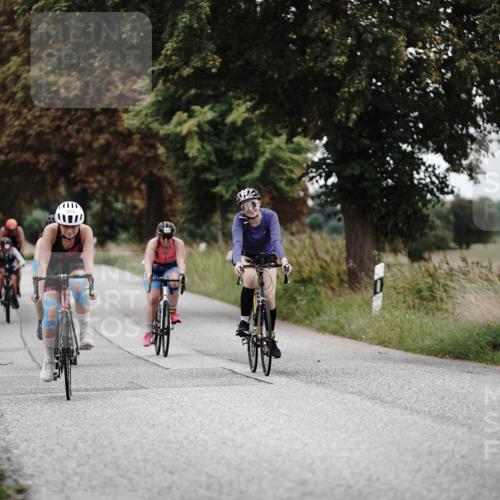 30.08.2026 - Elbe Triathlon Hamburg Michael Burmester http://msf.ph/oto/10076773 30.08.2026 11:26:29 Radfahren 1364, 1397, 1414, 1432, 1460, 1623, 1697 meine-sportfotos.de