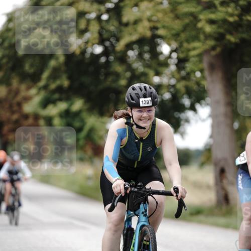 30.08.2026 - Elbe Triathlon Hamburg Michael Burmester http://msf.ph/oto/10076780 30.08.2026 11:26:32 Radfahren 1364, 1397, 1414, 1432, 1448, 1460, 1623 meine-sportfotos.de