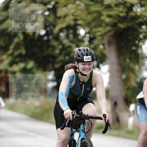 30.08.2026 - Elbe Triathlon Hamburg Michael Burmester http://msf.ph/oto/10076781 30.08.2026 11:26:32 Radfahren 1364, 1397, 1414, 1432, 1448, 1460, 1623 meine-sportfotos.de