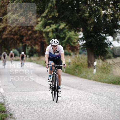 30.08.2026 - Elbe Triathlon Hamburg Michael Burmester http://msf.ph/oto/10076794 30.08.2026 11:26:45 Radfahren 1656, 1700 meine-sportfotos.de