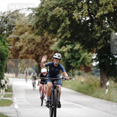 30.08.2026 - Elbe Triathlon Hamburg Michael Burmester http://msf.ph/oto/10076809 30.08.2026 11:26:59 Radfahren 1190, 1398, 1399 meine-sportfotos.de