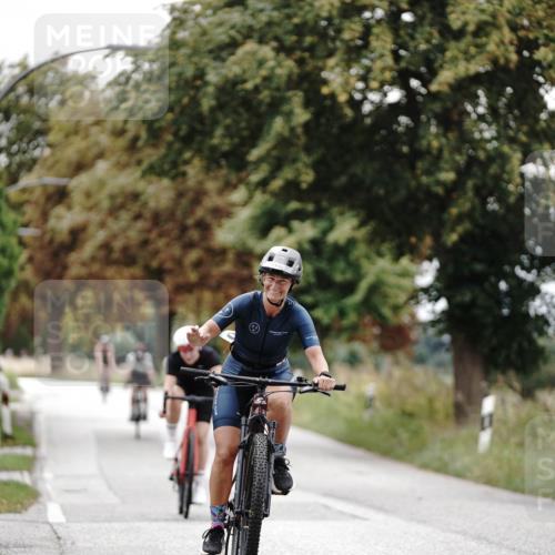 30.08.2026 - Elbe Triathlon Hamburg Michael Burmester http://msf.ph/oto/10076812 30.08.2026 11:26:59 Radfahren 1190, 1398, 1399 meine-sportfotos.de