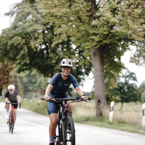 30.08.2026 - Elbe Triathlon Hamburg Michael Burmester http://msf.ph/oto/10076815 30.08.2026 11:27:00 Radfahren 1190, 1398, 1399, 1463 meine-sportfotos.de