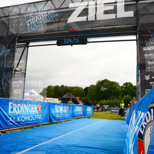 30.08.2026 - Elbe Triathlon Hamburg LAZAROV Photography http://msf.ph/oto/10078671 30.08.2026 09:57:39 Ziel 186 meine-sportfotos.de