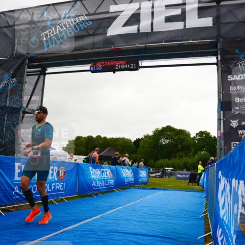 30.08.2026 - Elbe Triathlon Hamburg LAZAROV Photography http://msf.ph/oto/10078730 30.08.2026 10:04:20 Ziel 198 meine-sportfotos.de