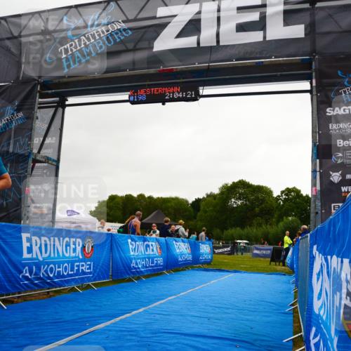 30.08.2026 - Elbe Triathlon Hamburg LAZAROV Photography http://msf.ph/oto/10078733 30.08.2026 10:04:20 Ziel 198 meine-sportfotos.de