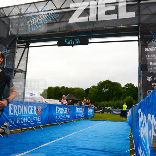 30.08.2026 - Elbe Triathlon Hamburg LAZAROV Photography http://msf.ph/oto/10078794 30.08.2026 10:11:50 Ziel 192 meine-sportfotos.de