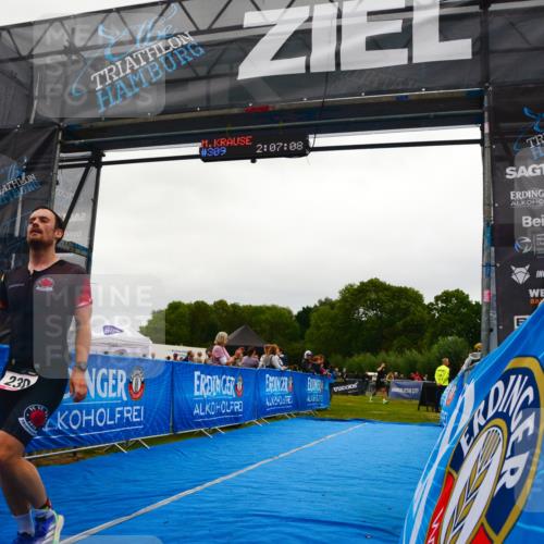 30.08.2026 - Elbe Triathlon Hamburg LAZAROV Photography http://msf.ph/oto/10078855 30.08.2026 10:17:10 Ziel 230, 309 meine-sportfotos.de