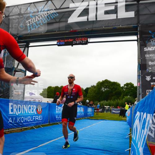 30.08.2026 - Elbe Triathlon Hamburg LAZAROV Photography http://msf.ph/oto/10078861 30.08.2026 10:17:28 Ziel 212, 308, 312 meine-sportfotos.de