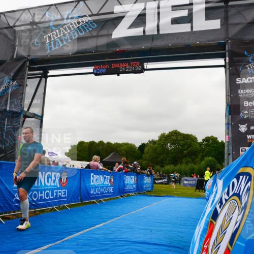 30.08.2026 - Elbe Triathlon Hamburg LAZAROV Photography http://msf.ph/oto/10078921 30.08.2026 10:22:29 Ziel 200 meine-sportfotos.de