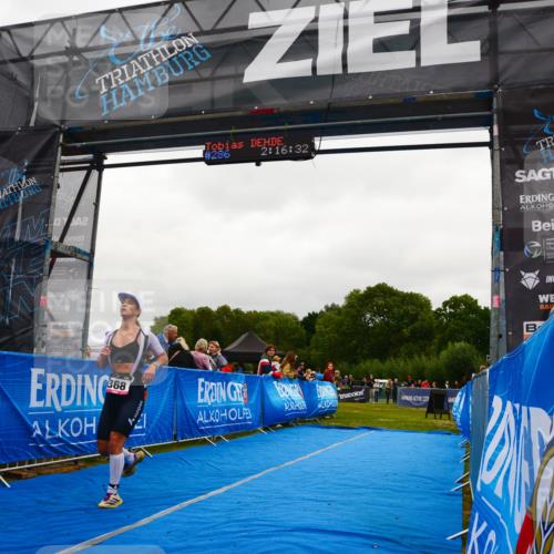 30.08.2026 - Elbe Triathlon Hamburg LAZAROV Photography http://msf.ph/oto/10078959 30.08.2026 10:26:35 Ziel 280, 368 meine-sportfotos.de