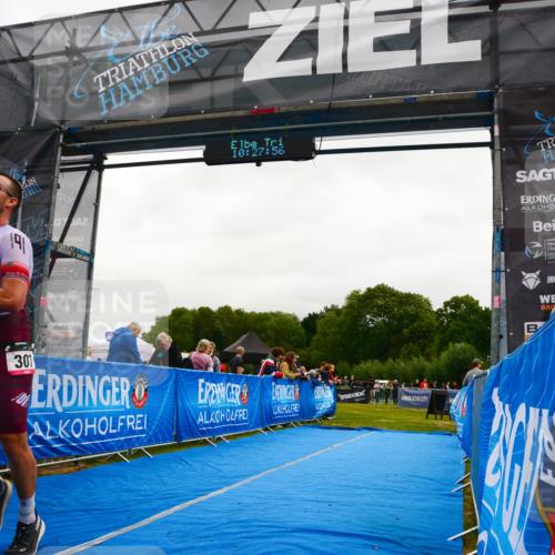 30.08.2026 - Elbe Triathlon Hamburg LAZAROV Photography http://msf.ph/oto/10078971 30.08.2026 10:27:57 Ziel 307 meine-sportfotos.de