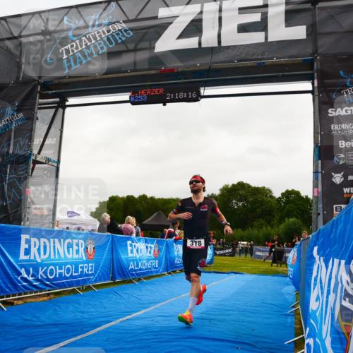 30.08.2026 - Elbe Triathlon Hamburg LAZAROV Photography http://msf.ph/oto/10078979 30.08.2026 10:28:16 Ziel 253, 318 meine-sportfotos.de