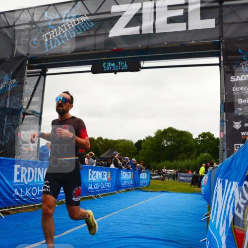 30.08.2026 - Elbe Triathlon Hamburg LAZAROV Photography http://msf.ph/oto/10079054 30.08.2026 10:32:27 Ziel 271, 295 meine-sportfotos.de
