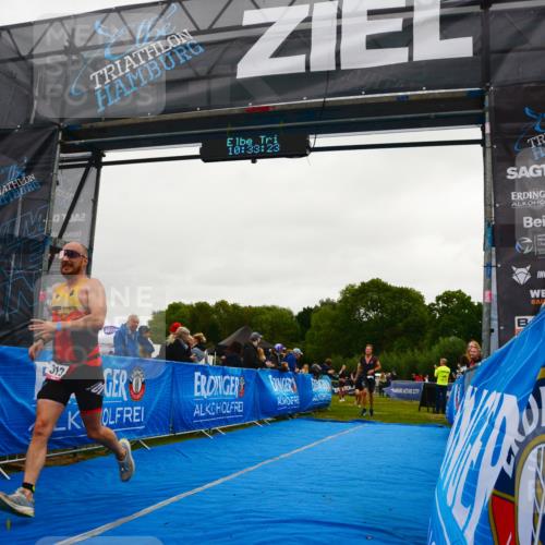 30.08.2026 - Elbe Triathlon Hamburg LAZAROV Photography http://msf.ph/oto/10079078 30.08.2026 10:33:24 Ziel 313, 326, 382 meine-sportfotos.de