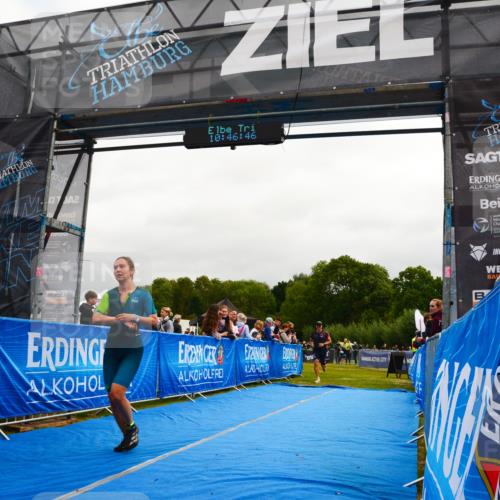 30.08.2026 - Elbe Triathlon Hamburg LAZAROV Photography http://msf.ph/oto/10079511 30.08.2026 10:46:46 Ziel 293, 354, 544 meine-sportfotos.de