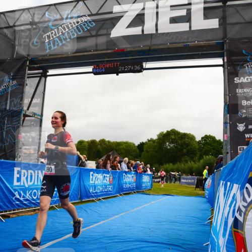 30.08.2026 - Elbe Triathlon Hamburg LAZAROV Photography http://msf.ph/oto/10079546 30.08.2026 10:47:39 Ziel 390 meine-sportfotos.de