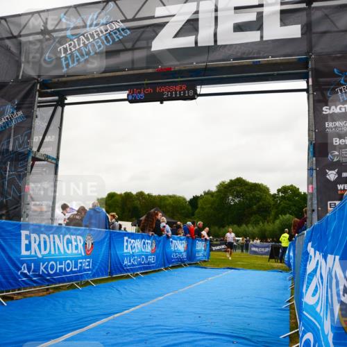 30.08.2026 - Elbe Triathlon Hamburg LAZAROV Photography http://msf.ph/oto/10079611 30.08.2026 10:51:17 Ziel 489, 705 meine-sportfotos.de