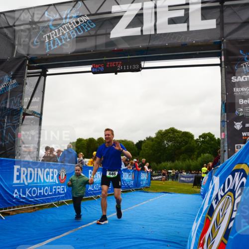 30.08.2026 - Elbe Triathlon Hamburg LAZAROV Photography http://msf.ph/oto/10079624 30.08.2026 10:51:36 Ziel 392, 446 meine-sportfotos.de