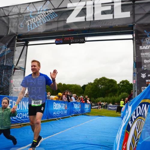 30.08.2026 - Elbe Triathlon Hamburg LAZAROV Photography http://msf.ph/oto/10079630 30.08.2026 10:51:37 Ziel 392, 446 meine-sportfotos.de