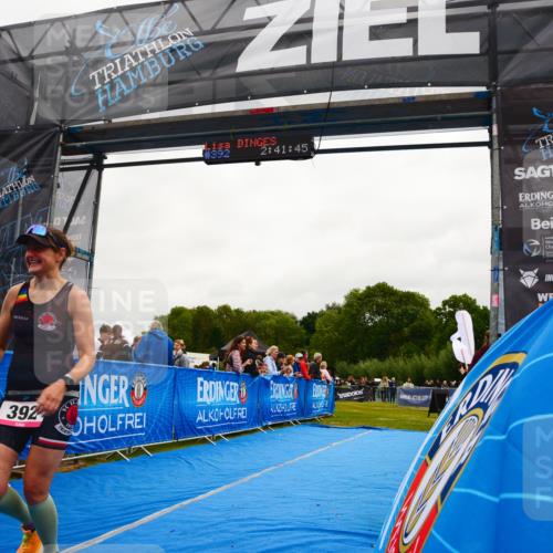 30.08.2026 - Elbe Triathlon Hamburg LAZAROV Photography http://msf.ph/oto/10079637 30.08.2026 10:51:44 Ziel 392 meine-sportfotos.de