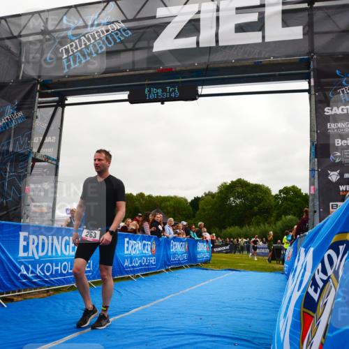 30.08.2026 - Elbe Triathlon Hamburg LAZAROV Photography http://msf.ph/oto/10079696 30.08.2026 10:53:50 Ziel 263 meine-sportfotos.de