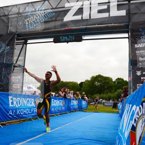 30.08.2026 - Elbe Triathlon Hamburg LAZAROV Photography http://msf.ph/oto/10079727 30.08.2026 10:55:18 Ziel 353, 438, 493, 519 meine-sportfotos.de