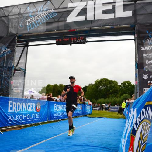 30.08.2026 - Elbe Triathlon Hamburg LAZAROV Photography http://msf.ph/oto/10079792 30.08.2026 10:56:55 Ziel 550, 668 meine-sportfotos.de