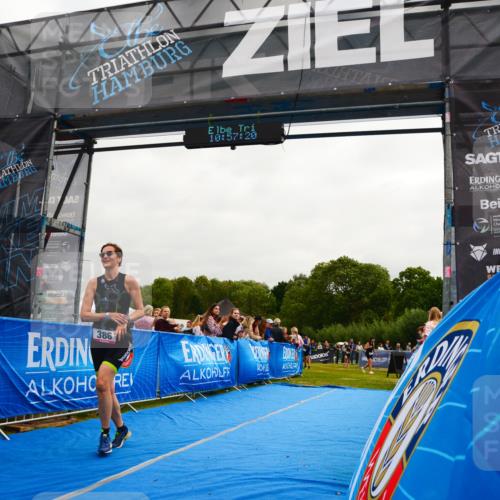 30.08.2026 - Elbe Triathlon Hamburg LAZAROV Photography http://msf.ph/oto/10079805 30.08.2026 10:57:21 Ziel 386 meine-sportfotos.de