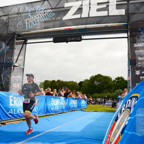 30.08.2026 - Elbe Triathlon Hamburg LAZAROV Photography http://msf.ph/oto/10079811 30.08.2026 10:57:31 Ziel 376 meine-sportfotos.de