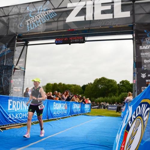 30.08.2026 - Elbe Triathlon Hamburg LAZAROV Photography http://msf.ph/oto/10079828 30.08.2026 10:58:32 Ziel 259, 352 meine-sportfotos.de