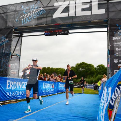 30.08.2026 - Elbe Triathlon Hamburg LAZAROV Photography http://msf.ph/oto/10079908 30.08.2026 10:59:49 Ziel 394, 634, 761 meine-sportfotos.de