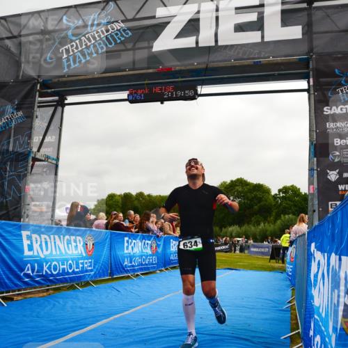 30.08.2026 - Elbe Triathlon Hamburg LAZAROV Photography http://msf.ph/oto/10079917 30.08.2026 10:59:52 Ziel 394, 634, 761 meine-sportfotos.de