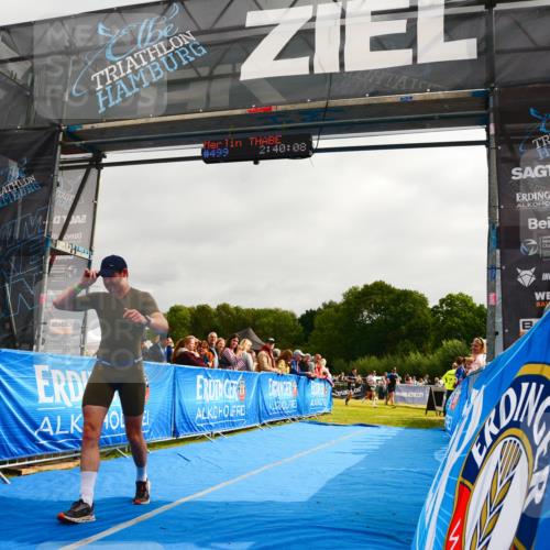 30.08.2026 - Elbe Triathlon Hamburg LAZAROV Photography http://msf.ph/oto/10079930 30.08.2026 11:00:07 Ziel 499 meine-sportfotos.de