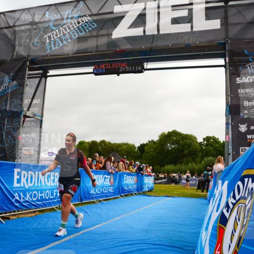 30.08.2026 - Elbe Triathlon Hamburg LAZAROV Photography http://msf.ph/oto/10079984 30.08.2026 11:01:18 Ziel 261, 391 meine-sportfotos.de
