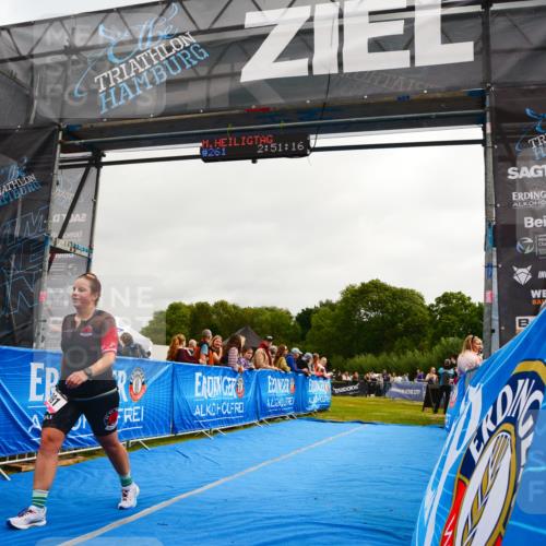 30.08.2026 - Elbe Triathlon Hamburg LAZAROV Photography http://msf.ph/oto/10079987 30.08.2026 11:01:18 Ziel 261, 391 meine-sportfotos.de