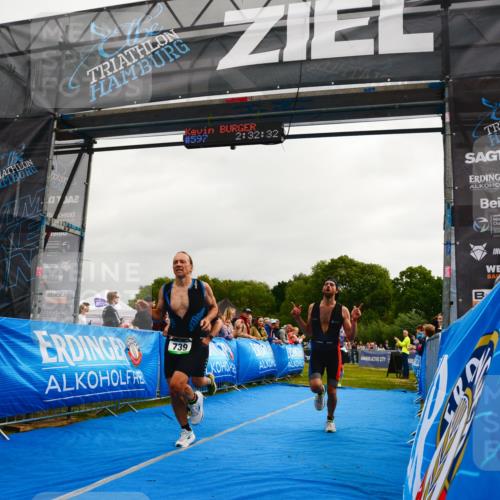 30.08.2026 - Elbe Triathlon Hamburg LAZAROV Photography http://msf.ph/oto/10080023 30.08.2026 11:02:37 Ziel 434, 552, 637, 739, 1116 meine-sportfotos.de