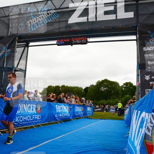 30.08.2026 - Elbe Triathlon Hamburg LAZAROV Photography http://msf.ph/oto/10080215 30.08.2026 11:06:53 Ziel 289 meine-sportfotos.de