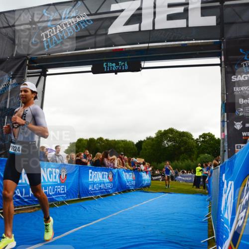 30.08.2026 - Elbe Triathlon Hamburg LAZAROV Photography http://msf.ph/oto/10080220 30.08.2026 11:07:20 Ziel 488, 1024 meine-sportfotos.de