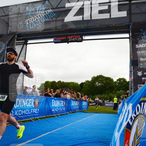 30.08.2026 - Elbe Triathlon Hamburg LAZAROV Photography http://msf.ph/oto/10080233 30.08.2026 11:07:30 Ziel 495, 728 meine-sportfotos.de