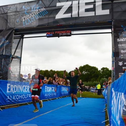 30.08.2026 - Elbe Triathlon Hamburg LAZAROV Photography http://msf.ph/oto/10080273 30.08.2026 11:08:56 Ziel 503, 555, 746, 1042 meine-sportfotos.de