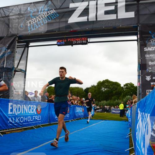 30.08.2026 - Elbe Triathlon Hamburg LAZAROV Photography http://msf.ph/oto/10080279 30.08.2026 11:08:57 Ziel 503, 555, 633, 746, 1042 meine-sportfotos.de