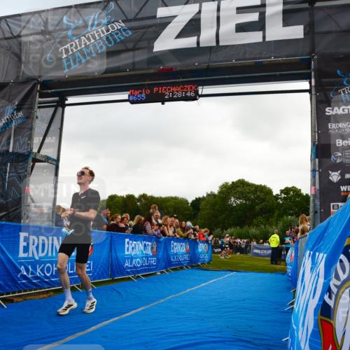 30.08.2026 - Elbe Triathlon Hamburg LAZAROV Photography http://msf.ph/oto/10080281 30.08.2026 11:08:58 Ziel 503, 633, 746, 1042 meine-sportfotos.de