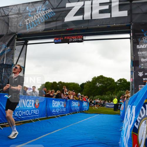 30.08.2026 - Elbe Triathlon Hamburg LAZAROV Photography http://msf.ph/oto/10080283 30.08.2026 11:08:59 Ziel 503, 633, 746, 1042, 1098 meine-sportfotos.de
